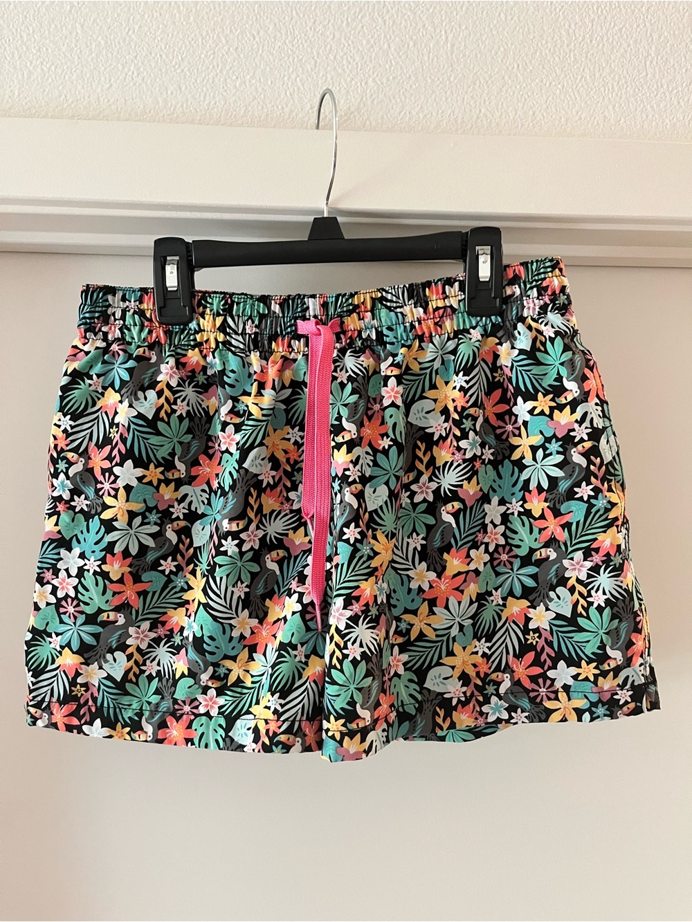 Men’s Chubbies swim shorts in M.